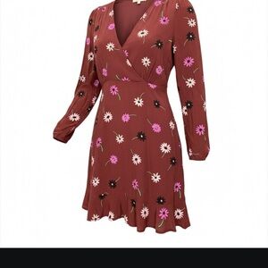 Astr Burgandy long sleeve floral pattern dress size L